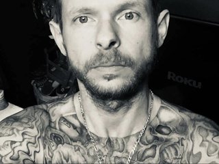 TattooBrian profilbild på webbkameramodell 