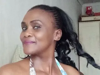 Curvaciousebony profielfoto van cam model