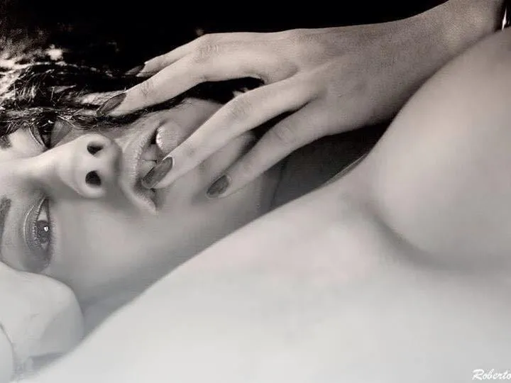 Imagen de perfil de modelo de cámara web de DeadlyQueen23