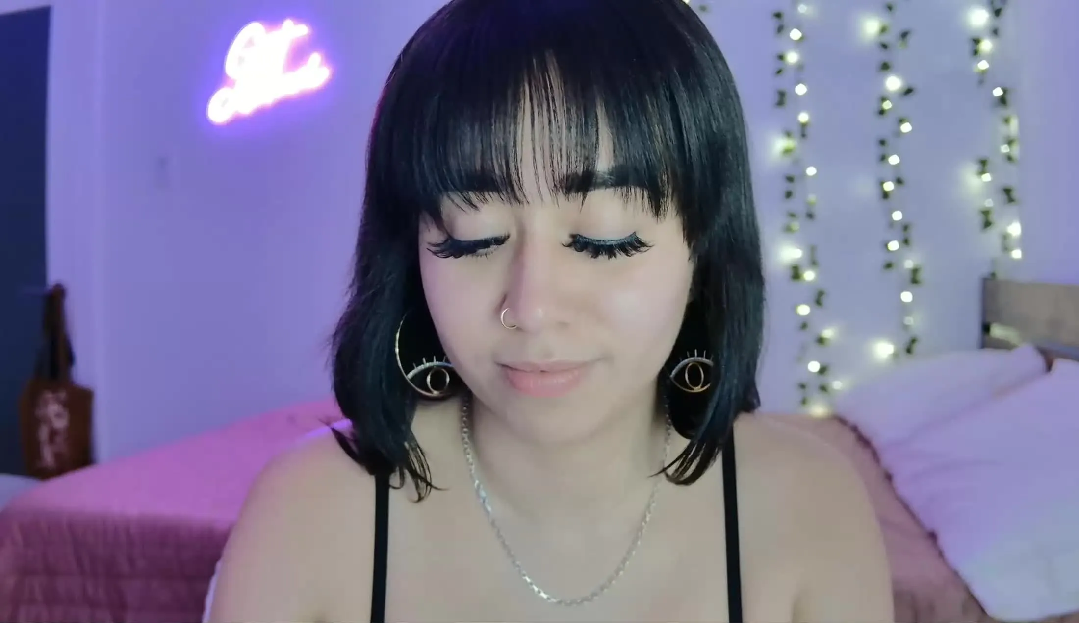 Artist realreinaperez111 Video 2