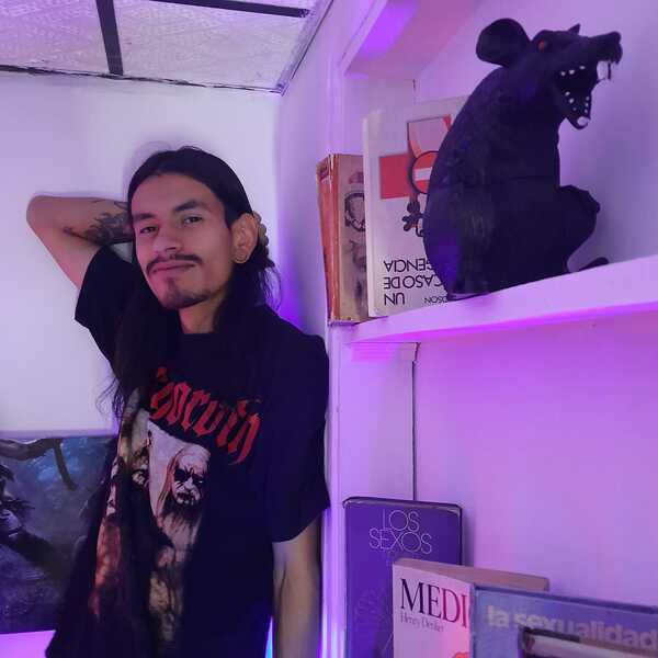 Performer alekmilk Photo 3