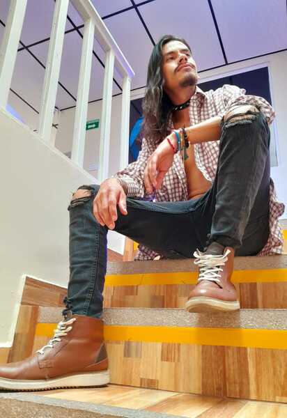 Performer alekmilk Photo 10