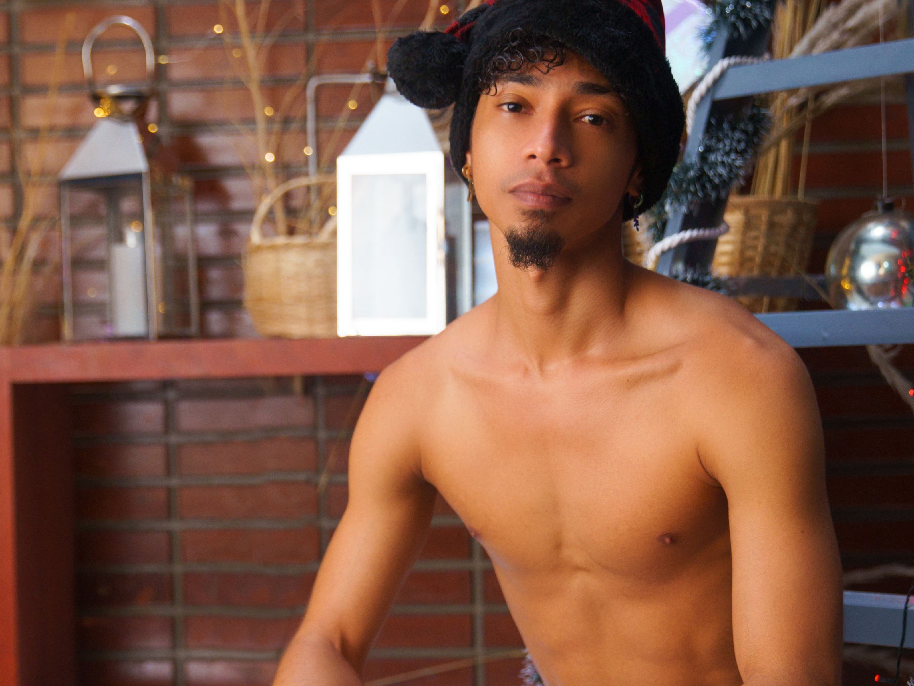 Logaancock profielfoto van cam model