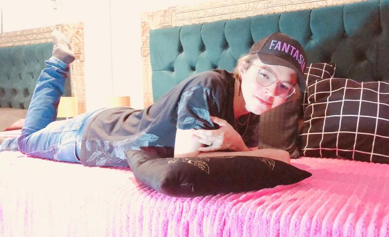 Performer Liamyesid Photo 3