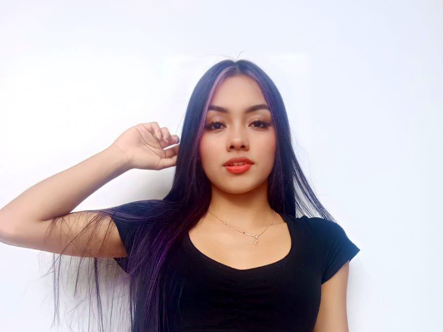 queennathaly Profilbild des Cam-Modells