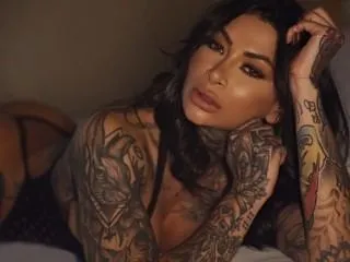 Imagen de perfil de modelo de cámara web de IamAnnii