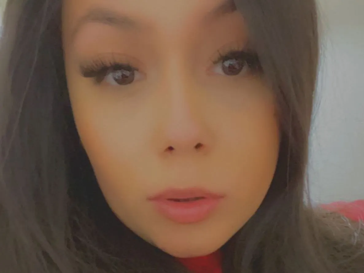 MysticJs profielfoto van cam model