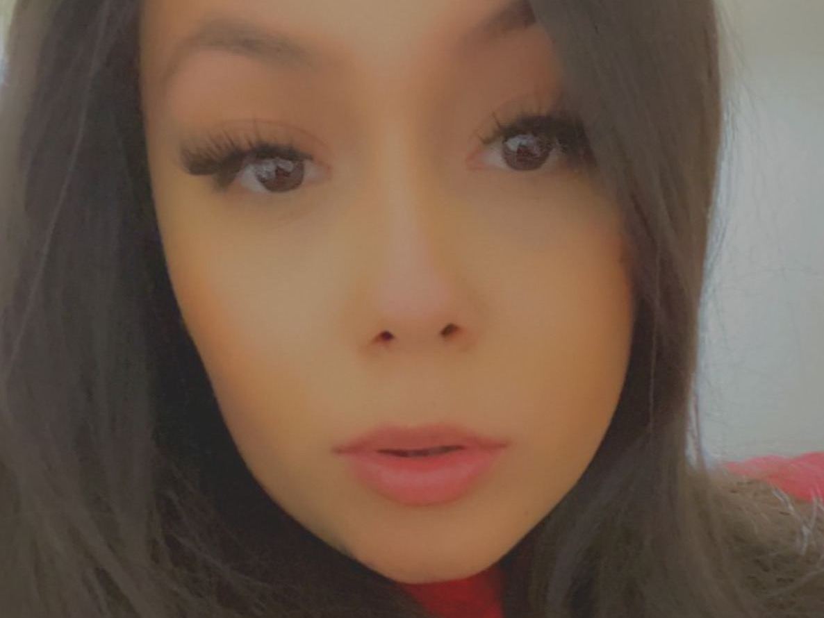 MysticJs profielfoto van cam model