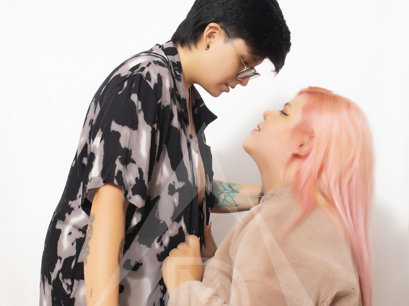 AriyAle21 profilbild på webbkameramodell