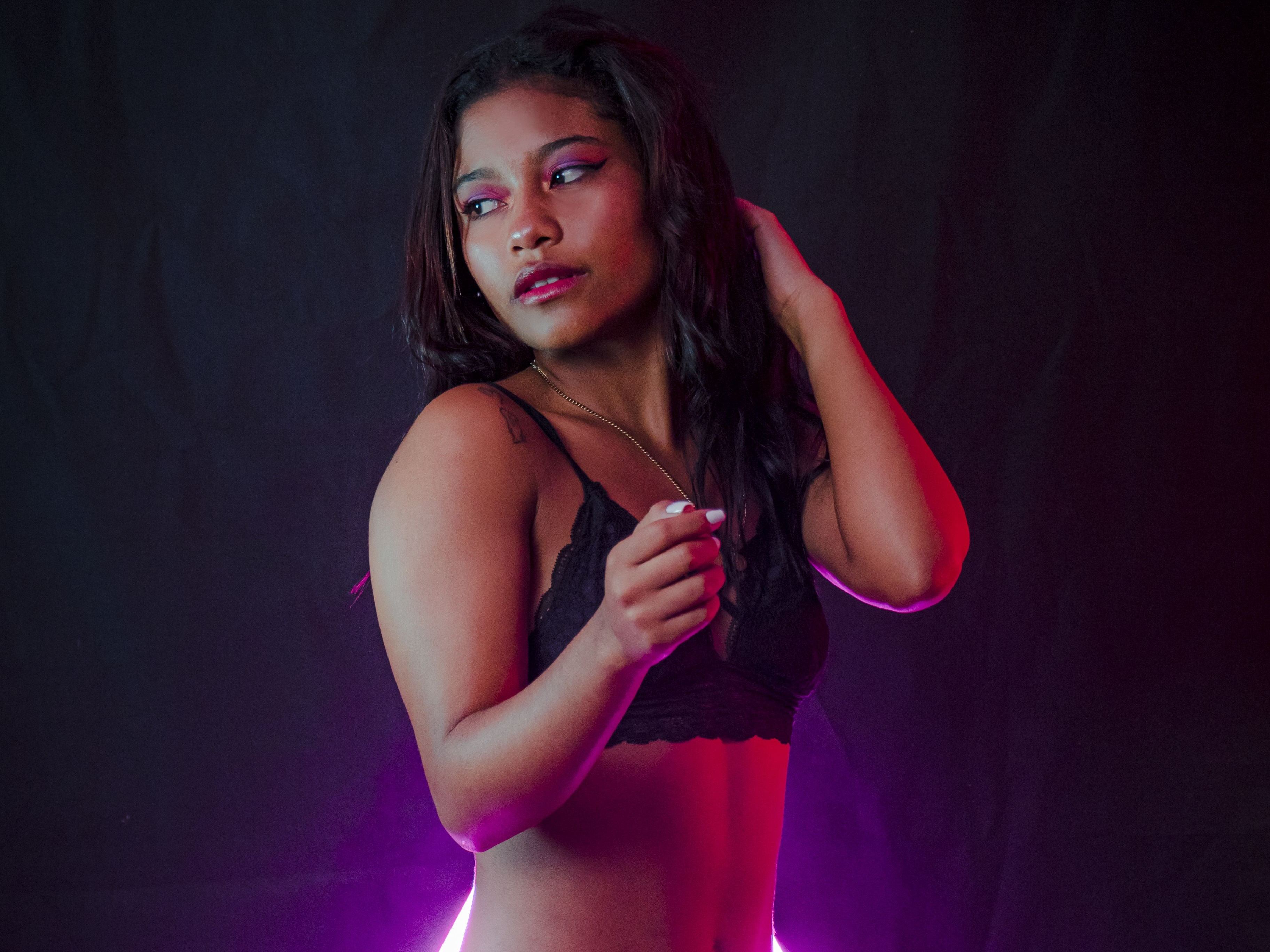 Imagen de perfil de modelo de cámara web de TamiDubois