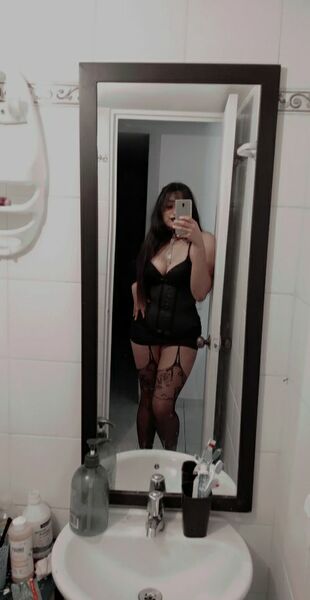 Interprete MiaWesley Foto 5