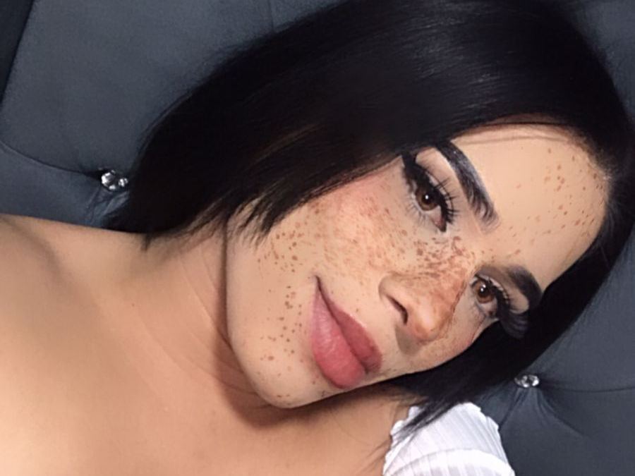 khasdeya Profilbild des Cam-Modells