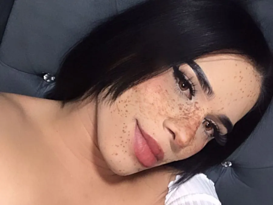 khasdeya Profilbild des Cam-Modells