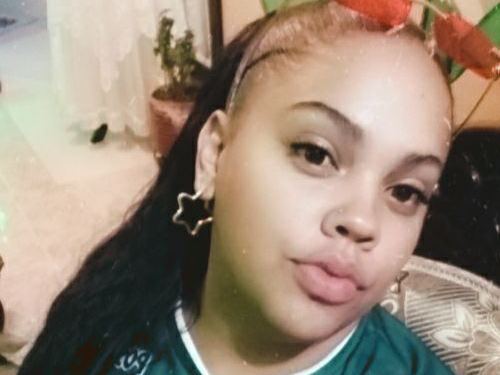 Imagen de perfil de modelo de cámara web de AvrilWest