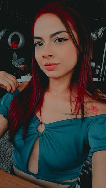 Performer EmmaFuller Photo 6