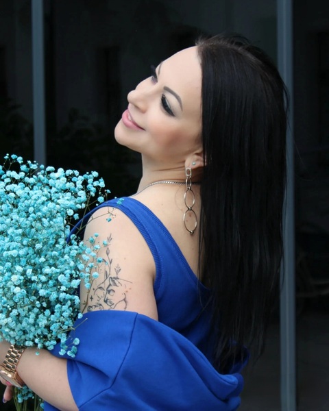 Interprete AdorableHelena Foto 10