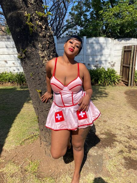 Performer XCURVYDOLLX Photo 2