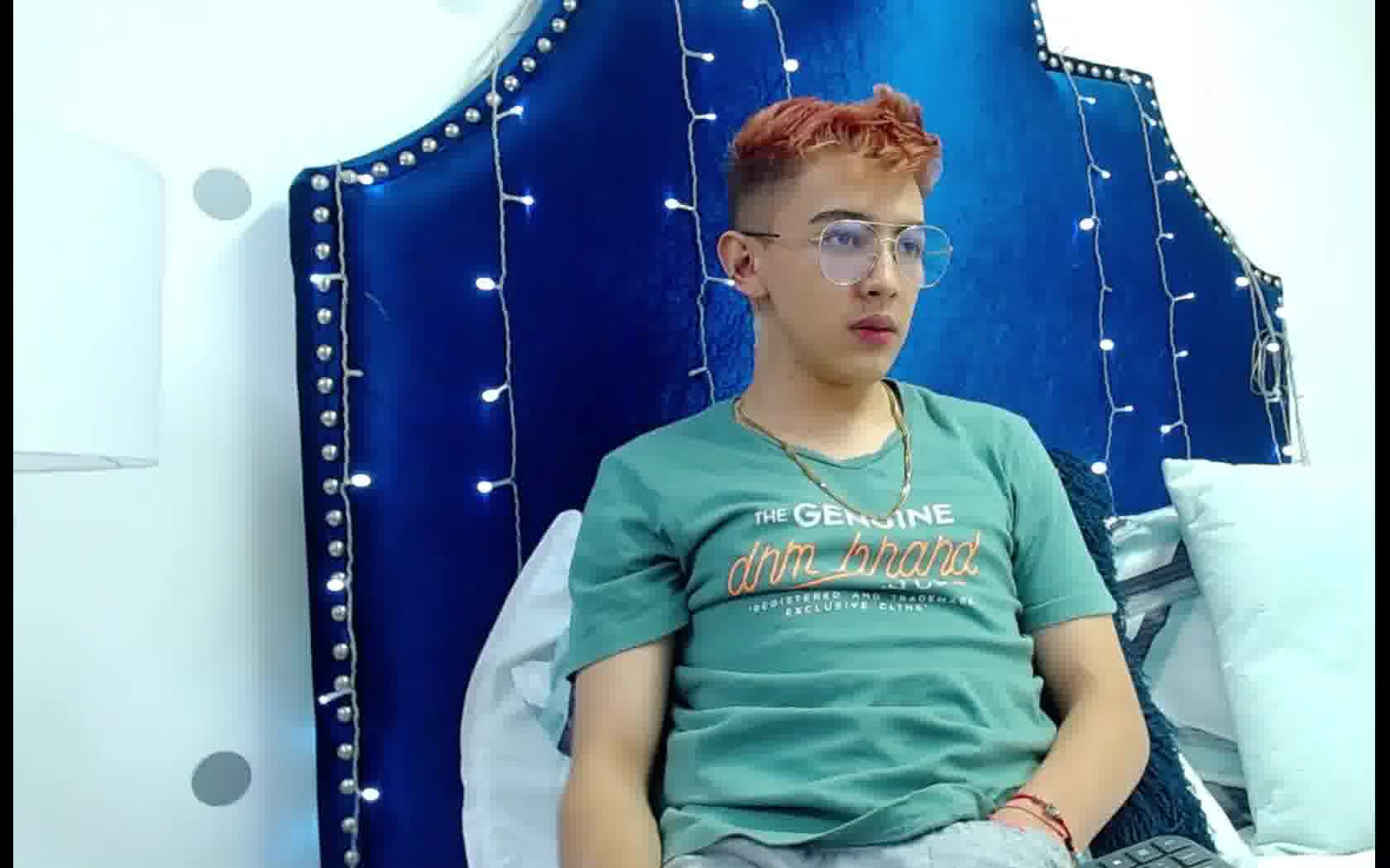 Artist LiianMiller Video 1