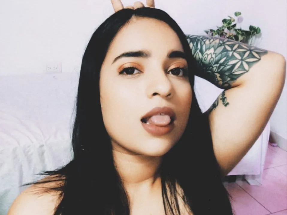 Imagen de perfil de modelo de cámara web de MilaaStone