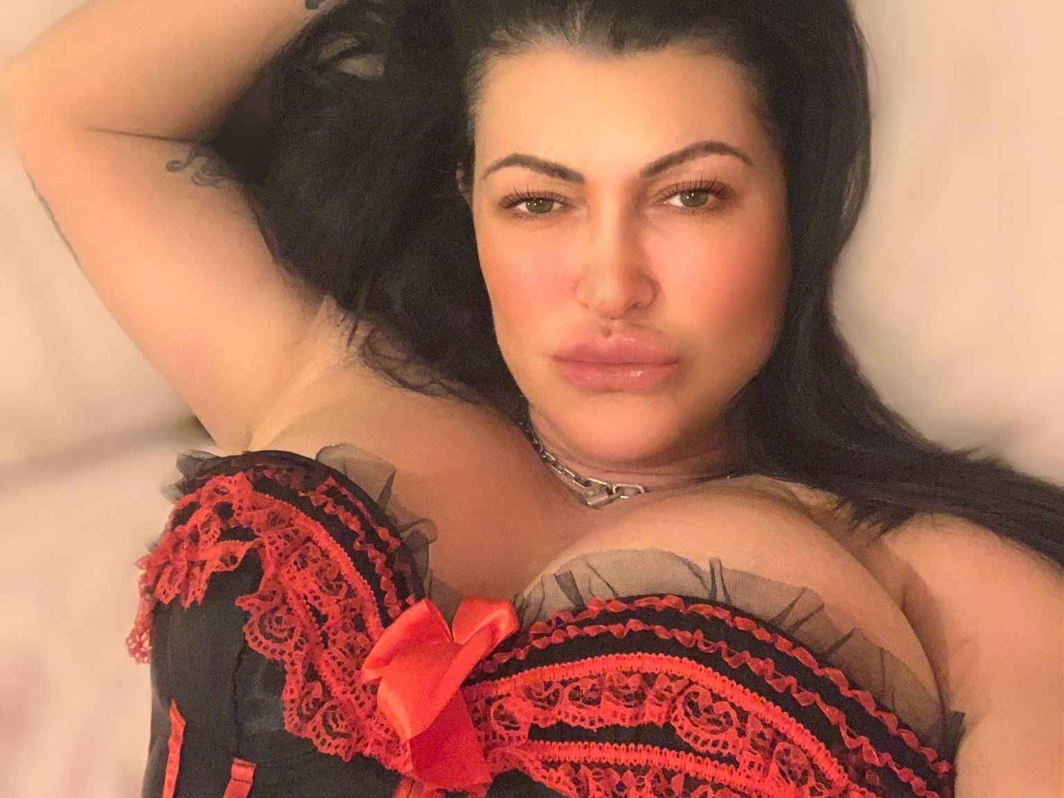 100caratjem profilbild pÄ webbkameramodell