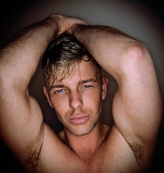 Intérprete Tommyhawkk Foto 1