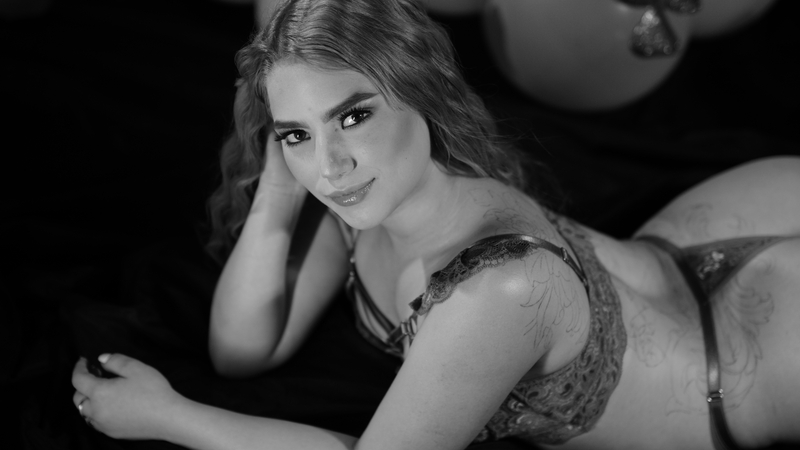 Utøver YaelleJones Bilde 11