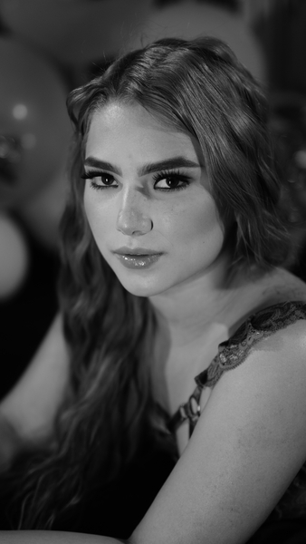 Utøver YaelleJones Bilde 12