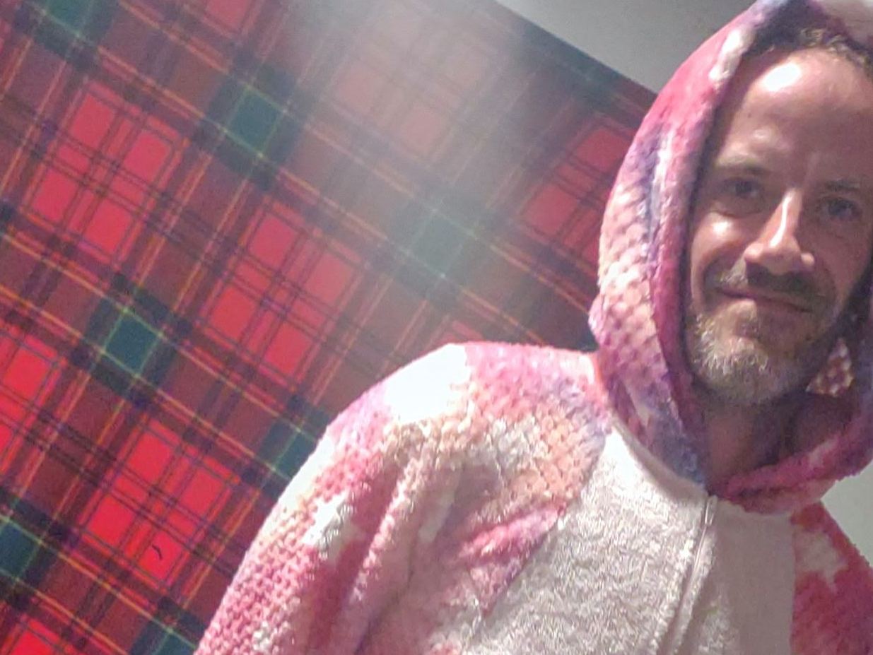 Imagen de perfil de modelo de cámara web de WillDoItAll4U