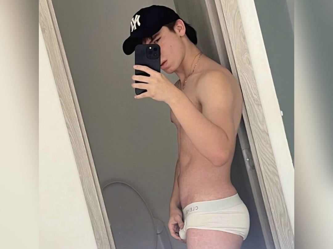 HarryBrown2324 cam model profile picture