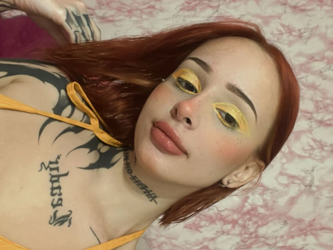 Foto de perfil de modelo de webcam de SunnShinee