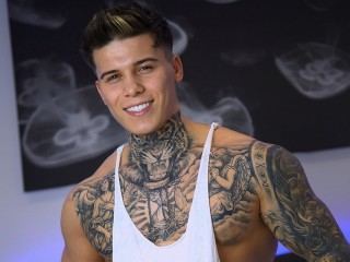 Foto de perfil de modelo de webcam de LewisMuscllee