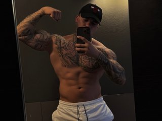 Imagen de perfil de modelo de cámara web de LewisMuscllee
