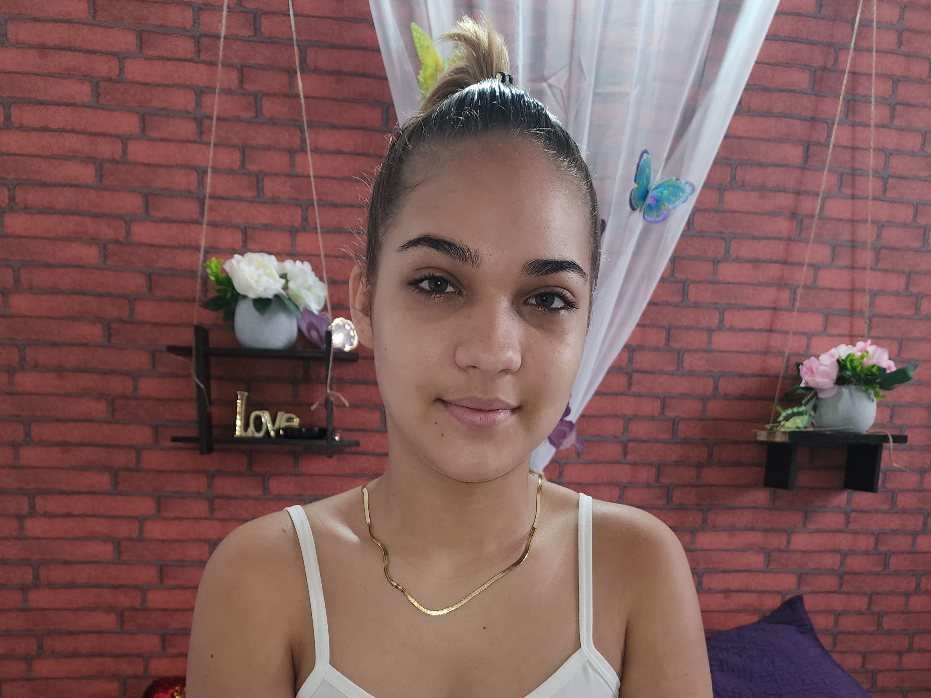 Imagen de perfil de modelo de cámara web de Girlgoshma