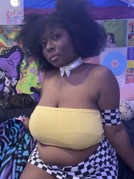 Performer femdomwithlila1111 Photo 4