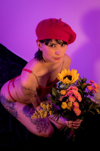 Interprète LolaPearce Photo 2