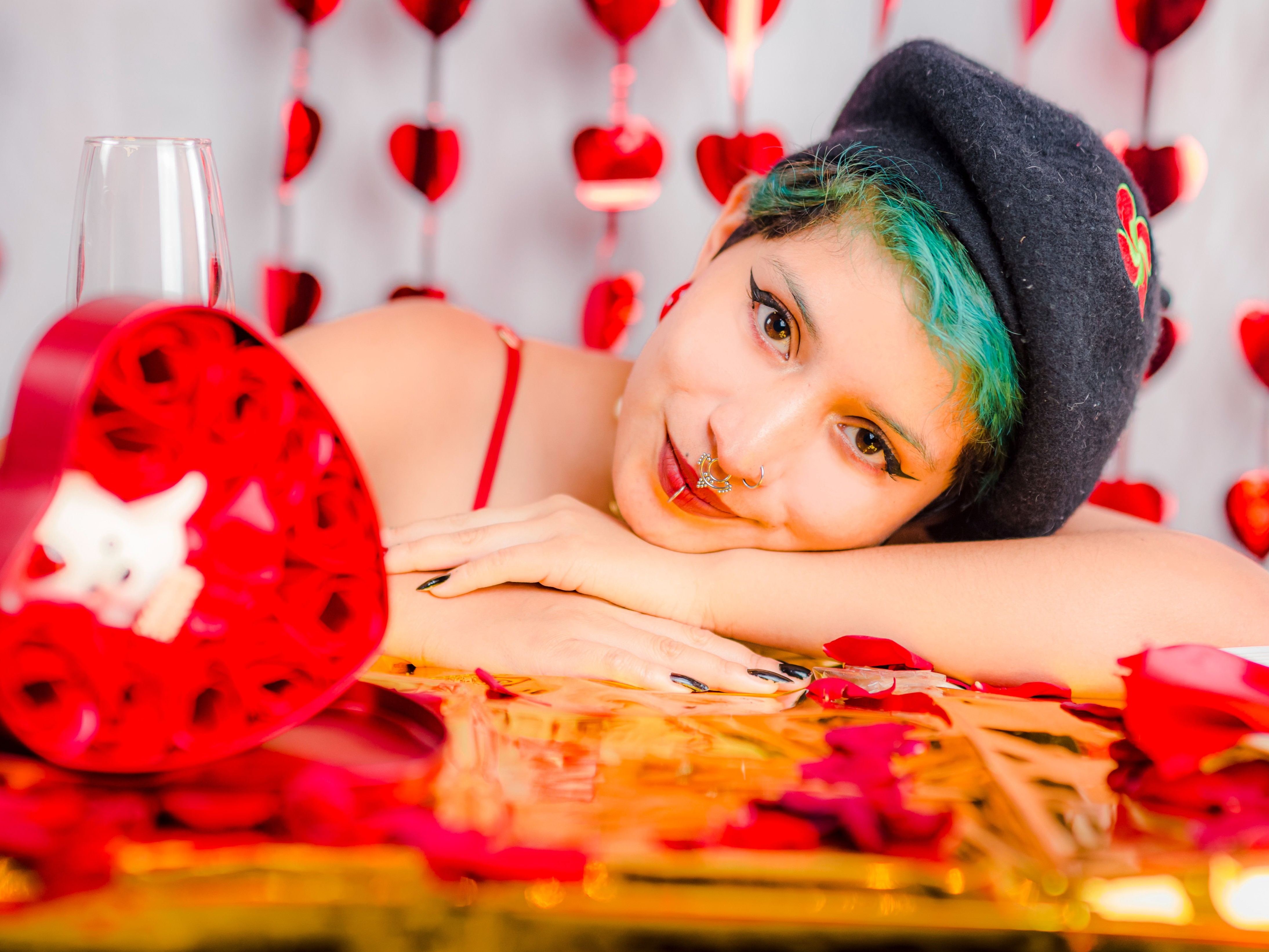 Apola777 profielfoto van cam model