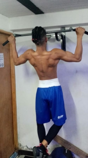 Artista adannebony Foto 3