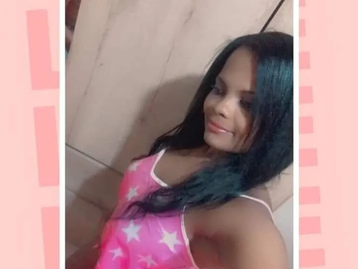 thaniaJohnson profilbild på webbkameramodell
