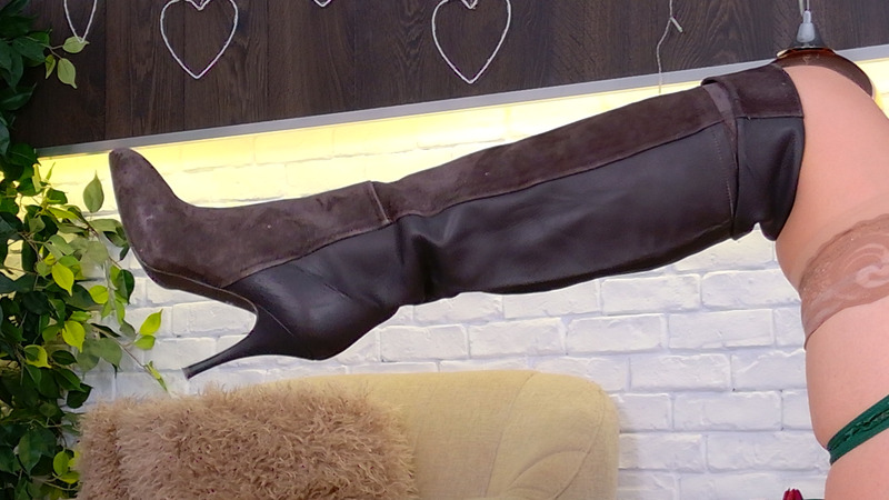 Utøver RiyaAnn Bilde 3