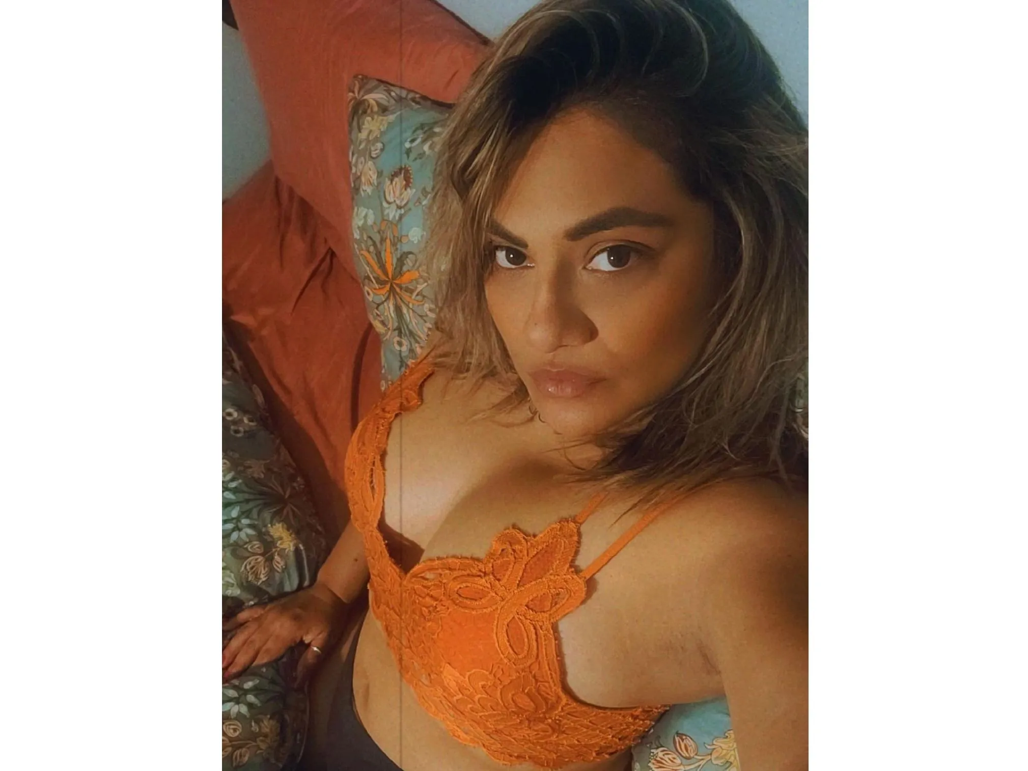 Image de profil du modèle de webcam Latinaxxx21