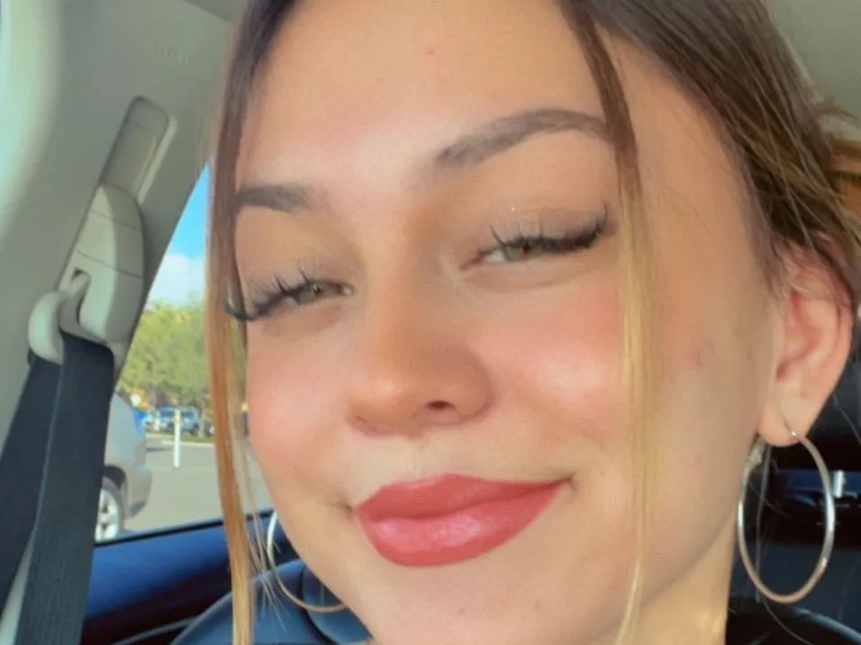 airekrystal cam model profile picture