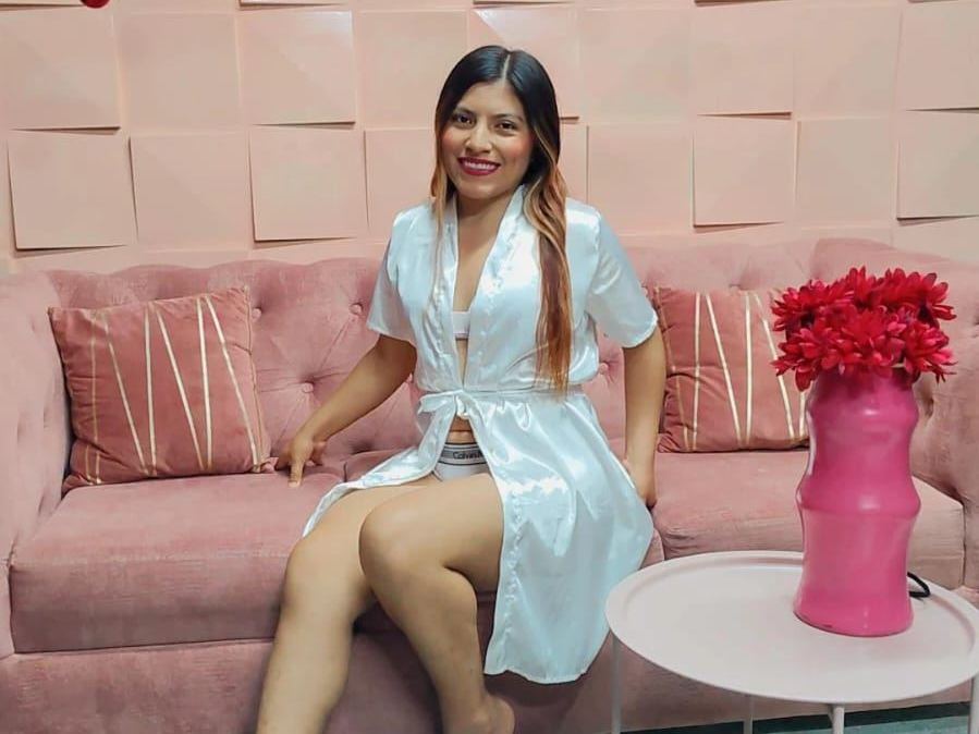 Annaalpha profilbild på webbkameramodell