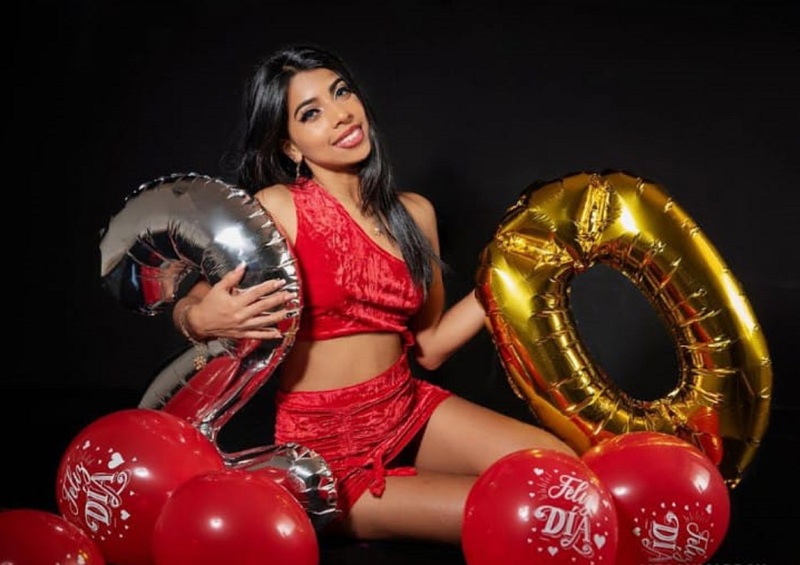 Artista BellaHaddid18 Foto 5