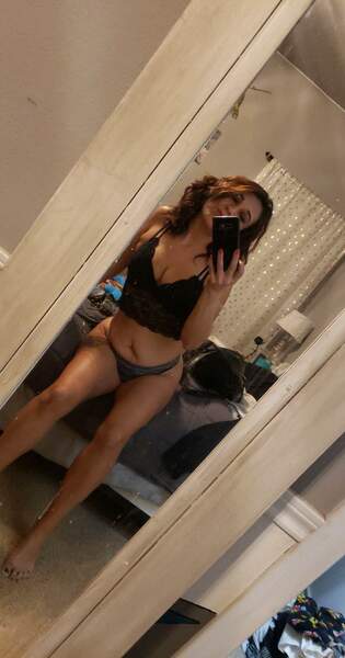 Artist RubyIvy Foto 6