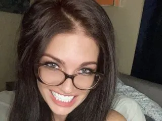 LunaLyons immagine del profilo del modello di cam