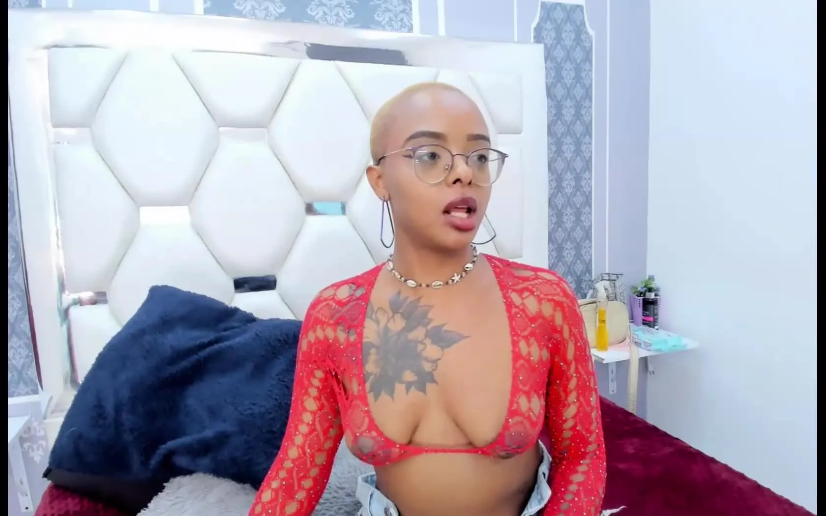 Artista LizzyHalls Video 1