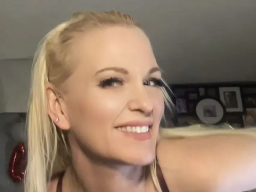 MollyFortune profilbild på webbkameramodell