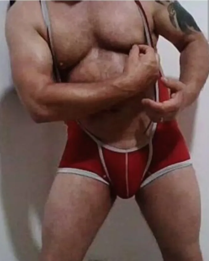 Performer DomManlyGuy Photo 2