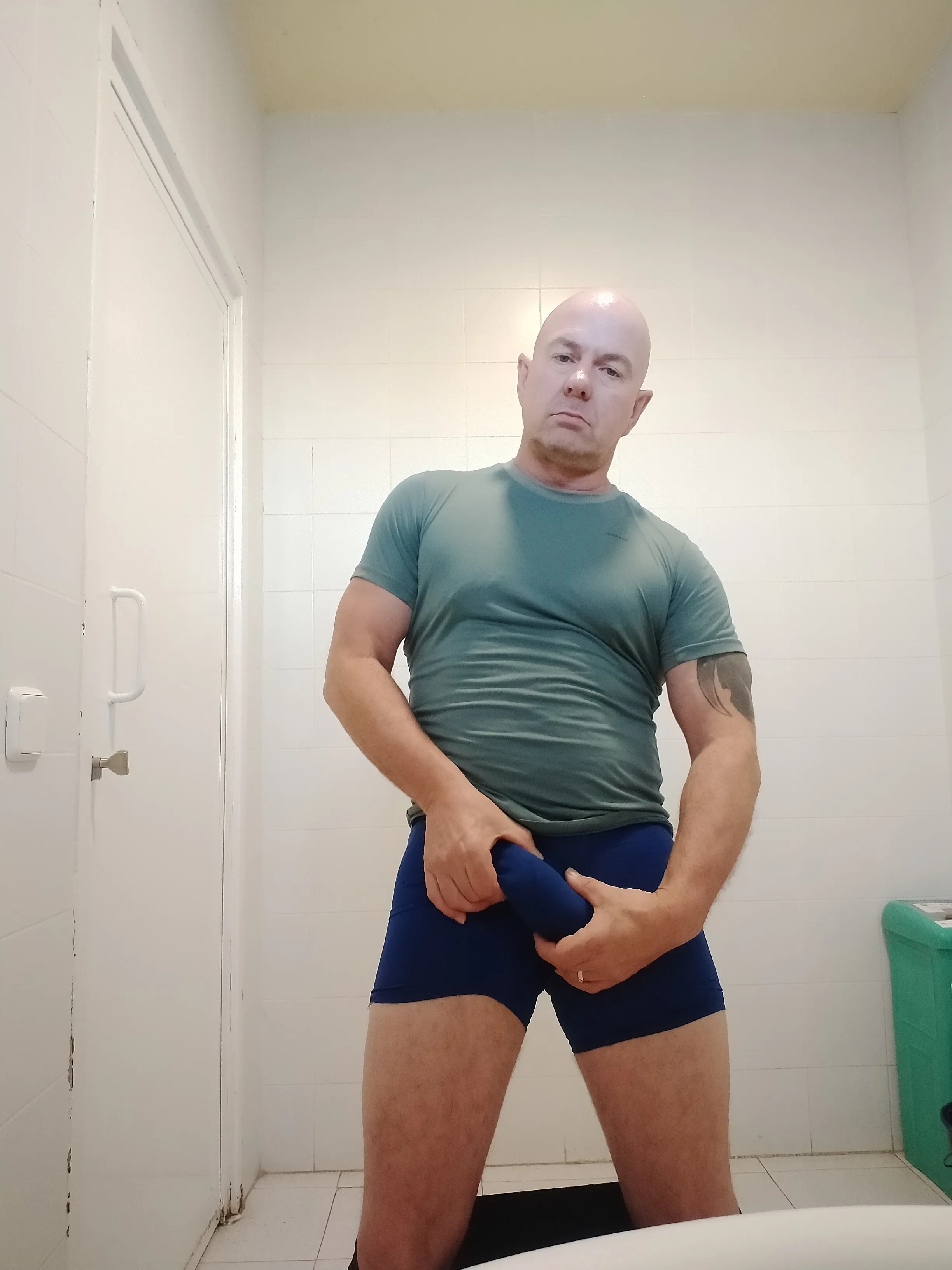 Performer DomManlyGuy Photo 5