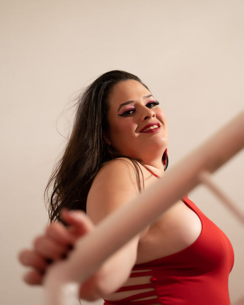 Darsteller AntollaHolie Foto 4